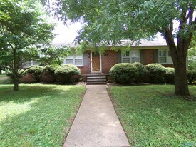 1514 NE Wellman Ave in Huntsville, AL - Building Photo
