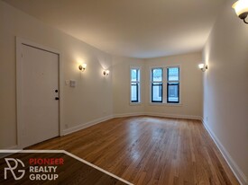 4038 N Ashland Ave, Unit #4038-W3 Apartments