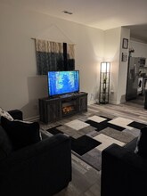 533 Gantt St in Mooresville, NC - Foto de edificio - Building Photo