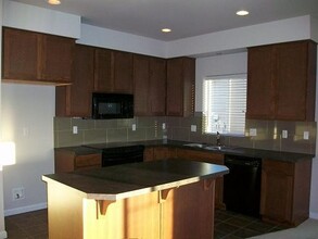 6532-6532 Descartes Dr in Coeur d'Alene, ID - Building Photo - Building Photo