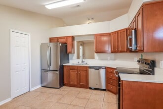 4640 Ridge Walk Ln in Jacksonville, FL - Foto de edificio - Building Photo