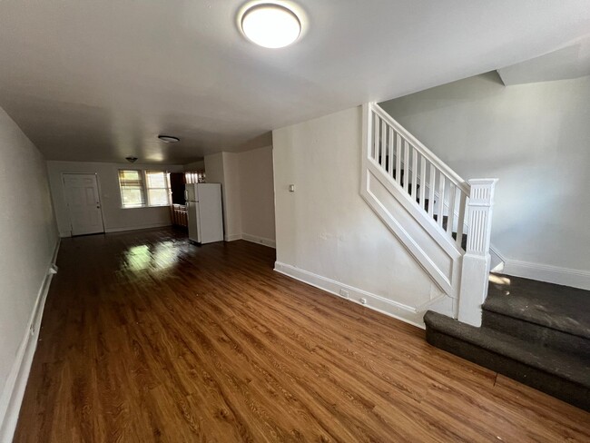 563 Lamberton St in Trenton, NJ - Building Photo - Building Photo