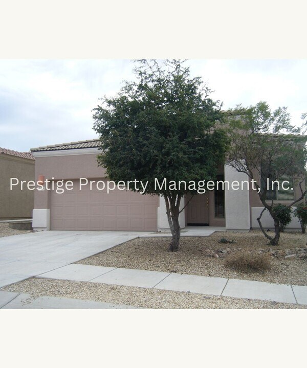 576 E Painted Pueblo Dr in Vail, AZ - Building Photo