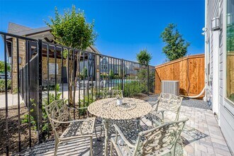 10915 Brambling Wood Dr in Houston, TX - Building Photo - Building Photo