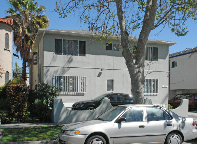 1226 S Sherbourne Dr in Los Angeles, CA - Building Photo - Building Photo