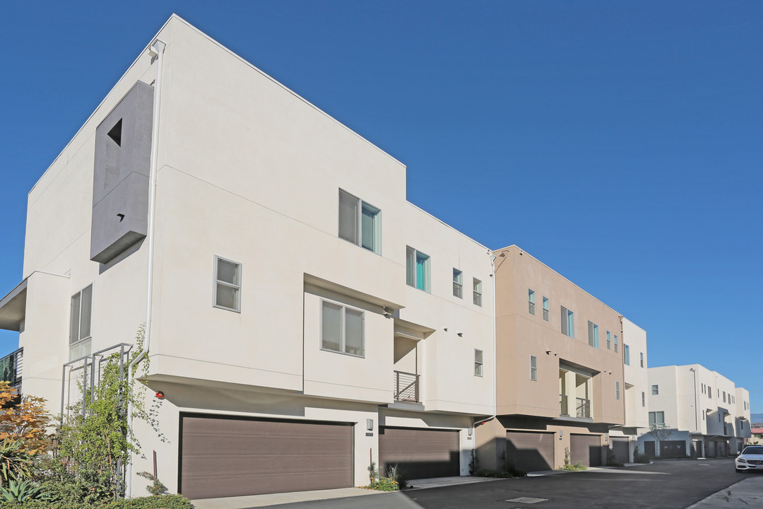 Montebello Collection Apartments in Montebello, CA - Building Photo