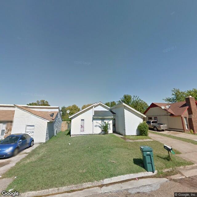 5666 Maple Tree Dr
