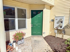 7276C Sauerkraut Ln, Unit 7276C in Macungie, PA - Building Photo - Building Photo