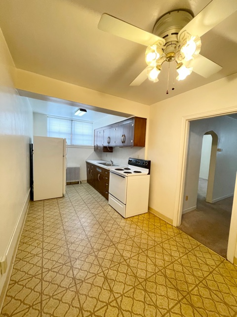 1510 Larpenteur Ave W in Falcon Heights, MN - Foto de edificio