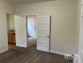 811 S Summit Ave in Sioux Falls, SD - Foto de edificio - Building Photo