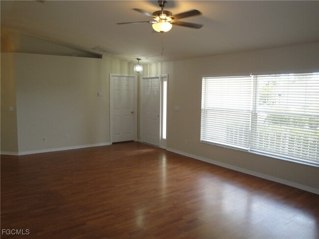 property at 1243 Damen St E