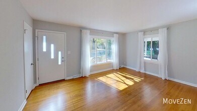 3523 Enfield Rd in Charlotte, NC - Building Photo - Building Photo