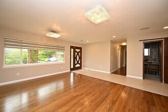 2127 Lamonte Ln in Houston, TX - Building Photo - Building Photo