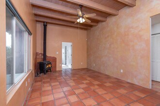 4504 Cll Turquesa in Santa Fe, NM - Building Photo - Building Photo
