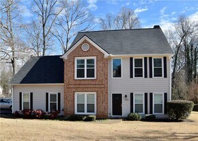 2609 Falcon Nest Ct in Suwanee, GA - Building Photo