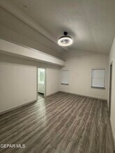 7013 Echo Cliffs Dr in El Paso, TX - Foto de edificio - Building Photo