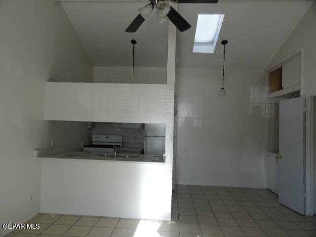 619 White Cliffs Dr in El Paso, TX - Building Photo - Building Photo