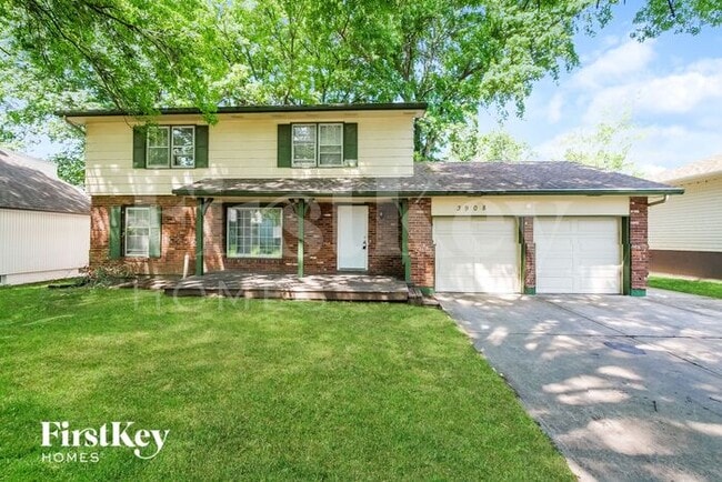 property at 3908 S Summit Ridge Dr