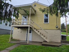 3800 Olive St in Shadyside, OH - Building Photo - Building Photo