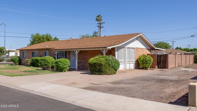 7337 E Lewis Ave in Scottsdale, AZ - Building Photo - Building Photo