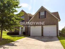 2126 Mulberry Ln in Lithonia, GA - Building Photo