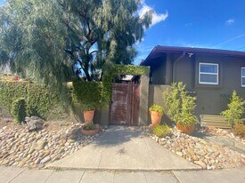 2414 Monroe Ave in San Diego, CA - Building Photo