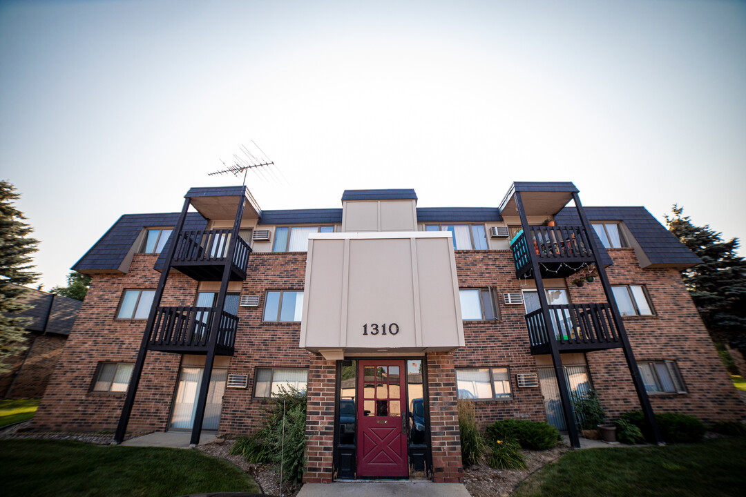 Hidden Valley Apartments in Northfield, MN - Foto de edificio