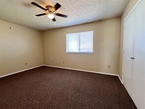 816 Redbud Dr in Desoto, TX - Building Photo - Building Photo