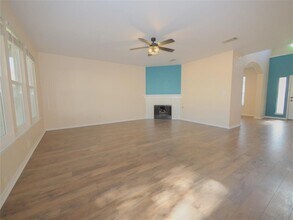 324 Hidden Brook Ln in Round Rock, TX - Building Photo - Building Photo