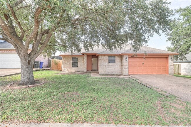 10833 Grand Teton Dr in Corpus Christi, TX - Building Photo - Building Photo