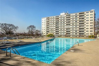 Continental Condos in Nashville, TN - Foto de edificio - Building Photo