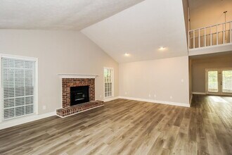 1926 Rollingwoods Way SW in Marietta, GA - Building Photo - Building Photo