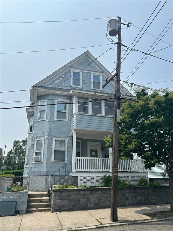 property at 35 Joseph St