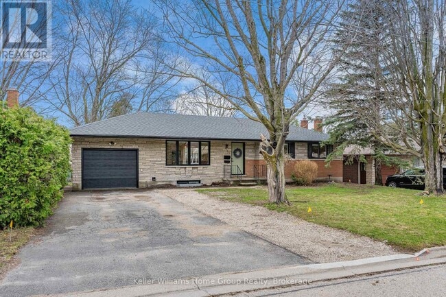 535 Elgin St in Centre Wellington, ON - Building Photo - Building Photo