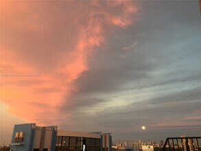 3410 Coral Wy in Miami, FL - Foto de edificio - Building Photo