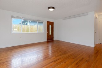 5930-5940-5940 NE 60th Ave in Portland, OR - Building Photo - Building Photo