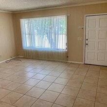 7645 N Star Ave in Twentynine Palms, CA - Building Photo - Building Photo