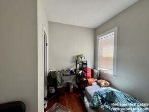 348 Faneuil St, Unit 2 in Boston, MA - Building Photo - Building Photo