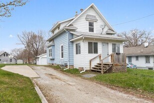 709 Pleasant View Dr in Des Moines, IA - Building Photo