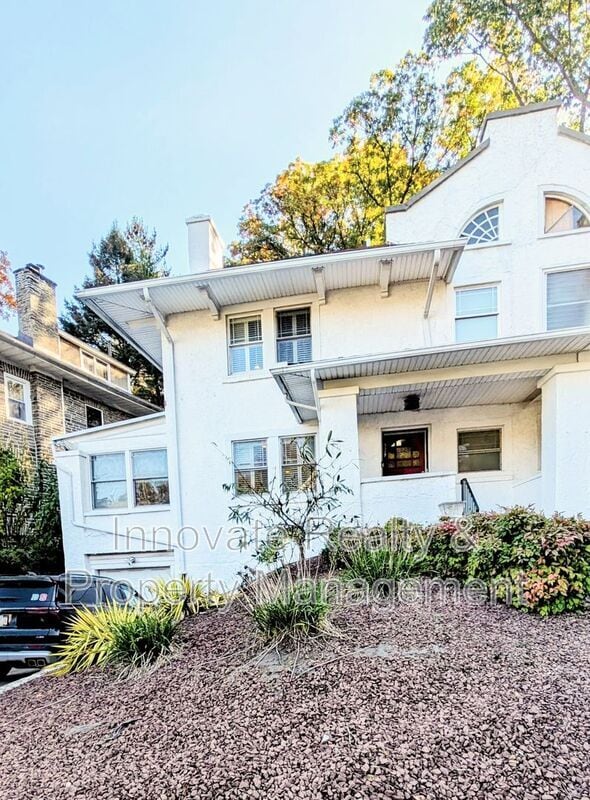 6519 Lincoln Dr in Philadelphia, PA - Building Photo - Building Photo