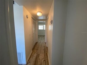 911 Washington Ave SW in Largo, FL - Building Photo - Building Photo