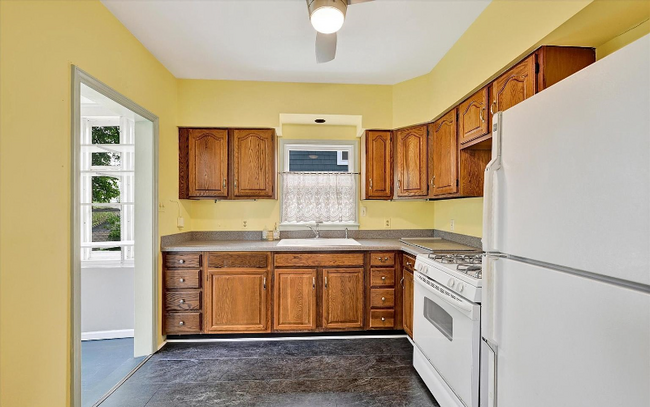 property at 510 Evesham Ave