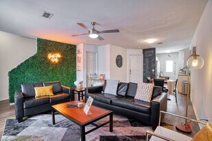 The Quad in Orlando, FL - Building Photo