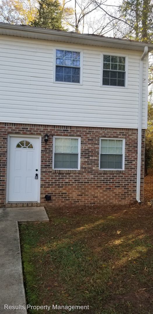 611 Elm St in Lagrange, GA - Building Photo - Building Photo