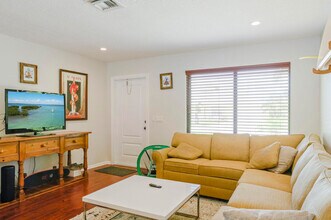 1678 Park St in North Palm Beach, FL - Foto de edificio - Building Photo