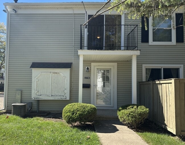 2718 Glenbridge Ct in Ann Arbor, MI - Building Photo - Building Photo