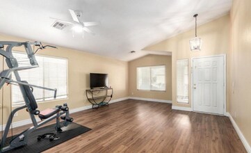 22556 N Haley Dr in Maricopa, AZ - Foto de edificio - Building Photo