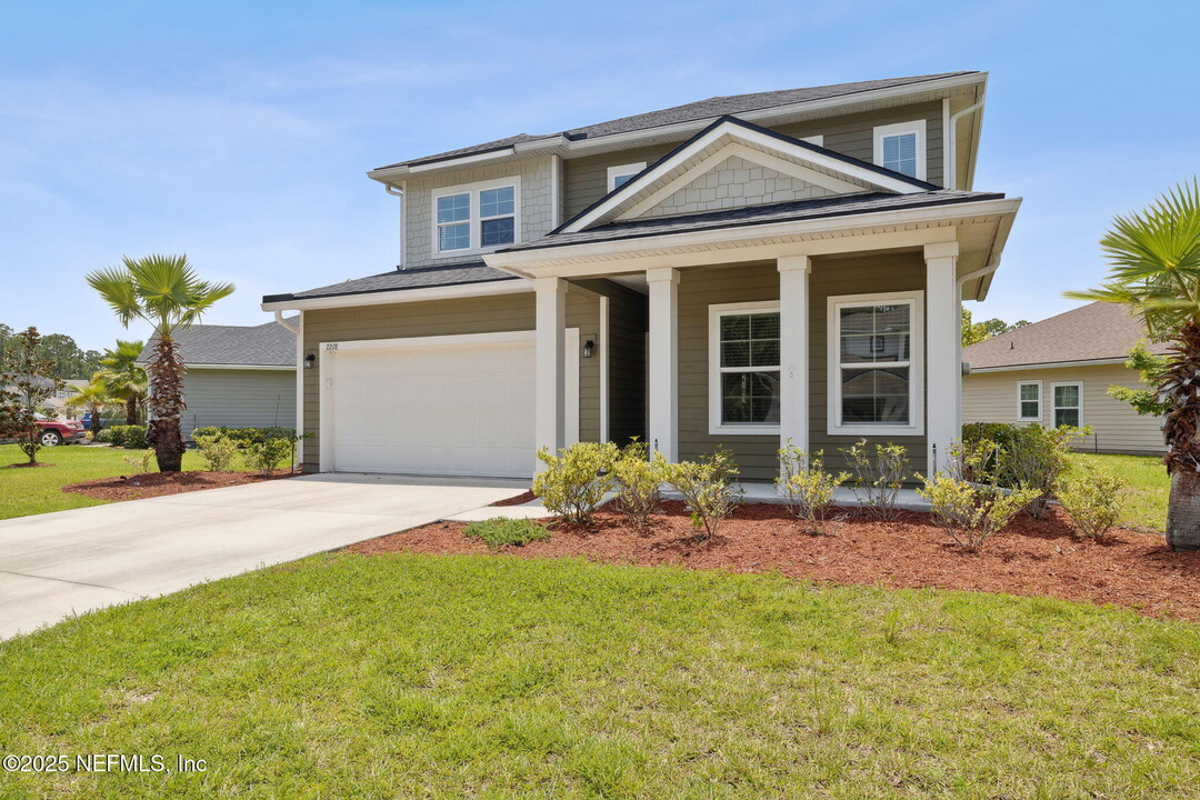 2218 Eagle Talon Cir in Fleming Island, FL - Building Photo