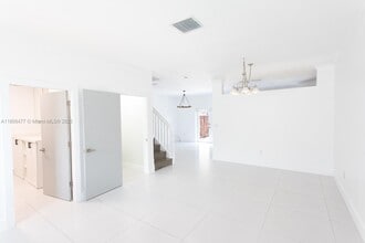14219 SW 126th Pl in Miami, FL - Building Photo - Building Photo