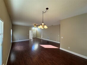 2077 Great Falls Way in Orlando, FL - Building Photo - Building Photo